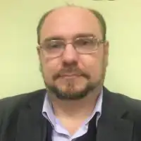 Петров Роман Аркадьевич